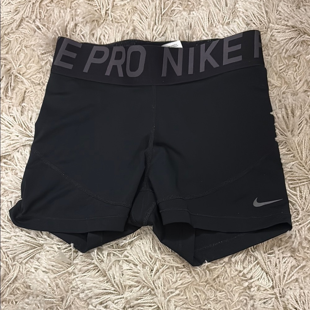 Nike Pro Women's Black Shorts